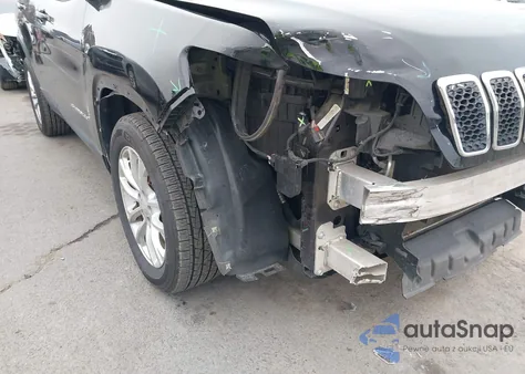 2019 Jeep Cherokee Latitude z USA, uszkodzony, nr VIN 1C4PJLCB0KD348600